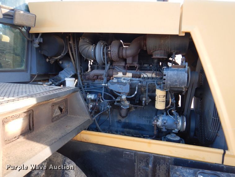 image for item DL7816 1987 Caterpillar Challenger 65  track tractor