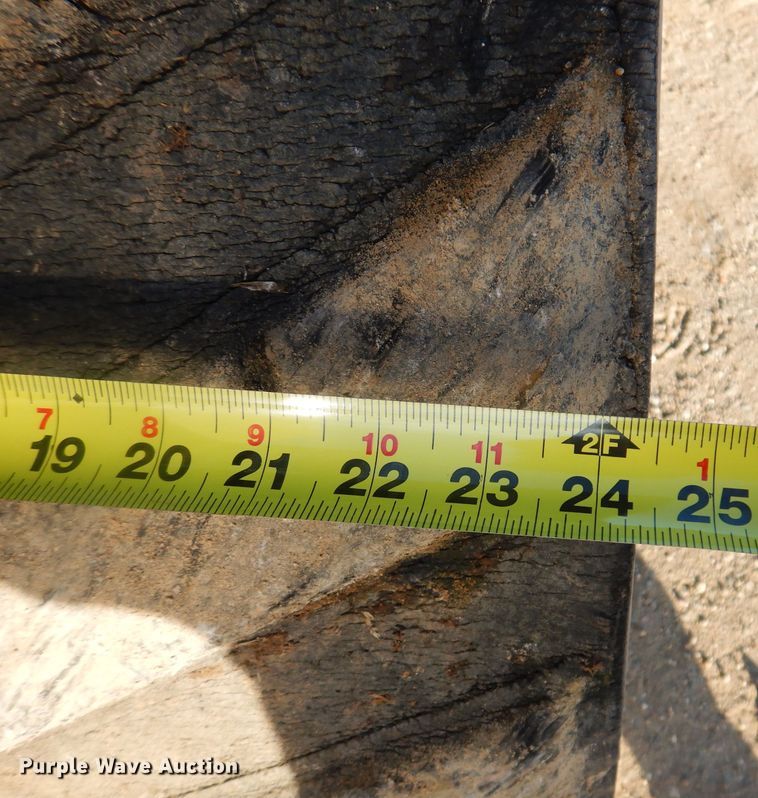 image for item DL7816 1987 Caterpillar Challenger 65  track tractor