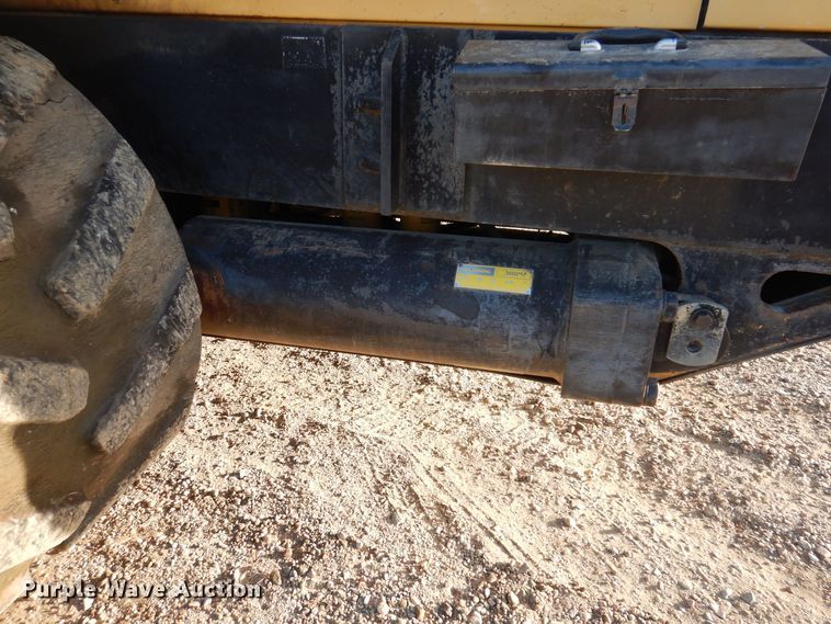 image for item DL7816 1987 Caterpillar Challenger 65  track tractor