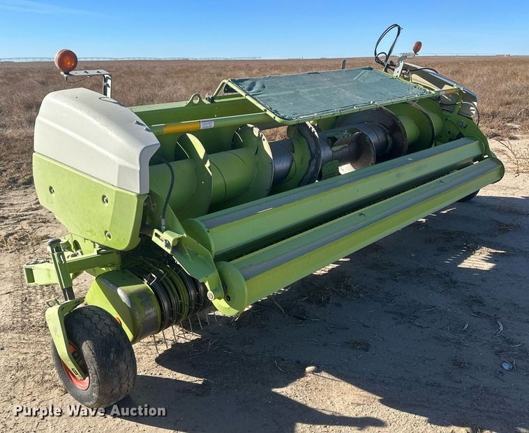 image for item DM2639 2017 Claas 380  pickup head