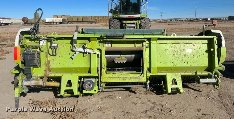 image for item DM2639 2017 Claas 380  pickup head