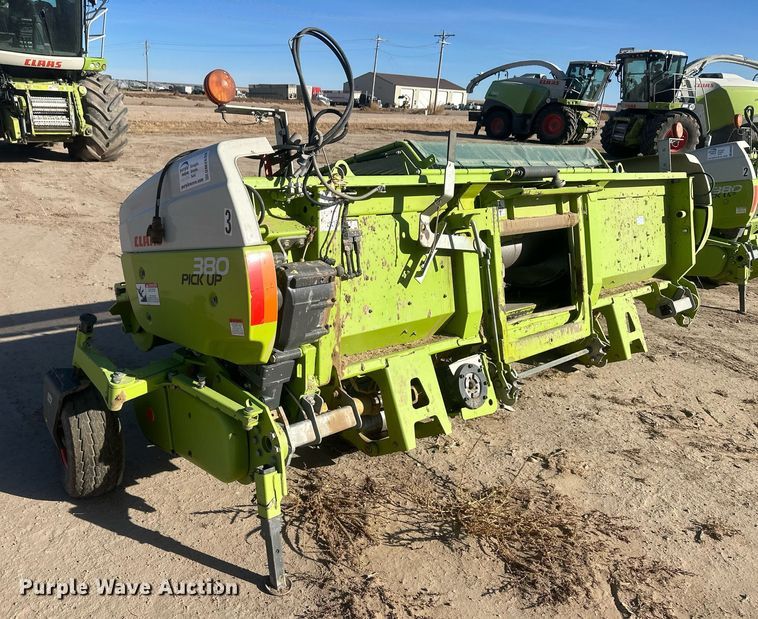 image for item DM2639 2017 Claas 380  pickup head