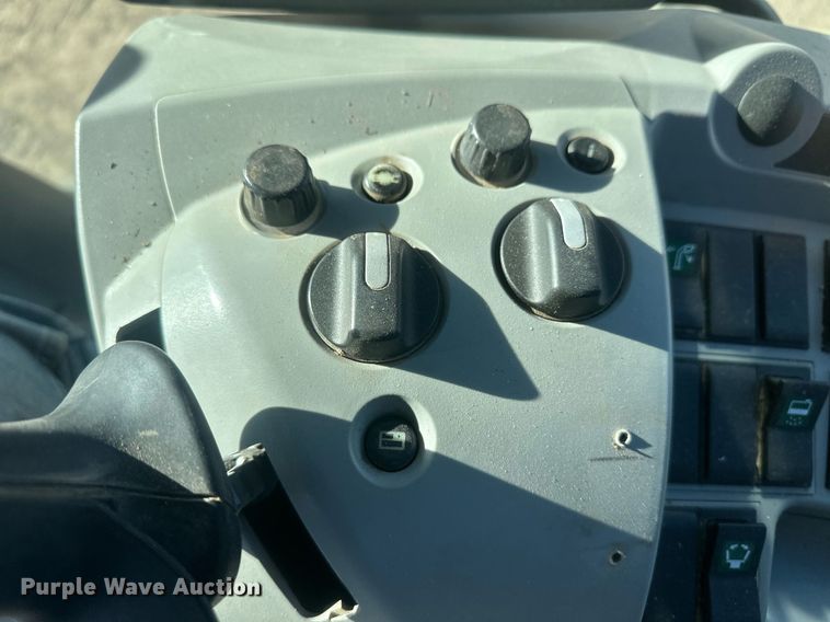 image for item DM2642 2017 Claas 980 Jaguar  forage harvester