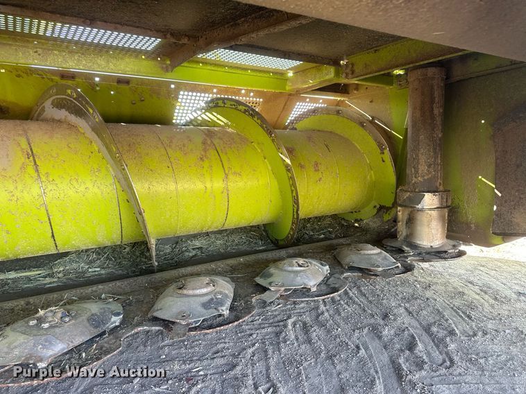 image for item DM2643 2021 Claas 600 Direct Disc  rotary forage head