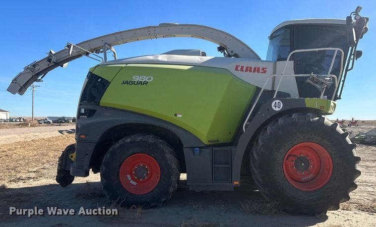 image for item DM2644 2017 Claas Jaguar 980  forage harvester