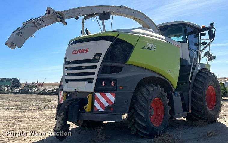 image for item DM2644 2017 Claas Jaguar 980  forage harvester