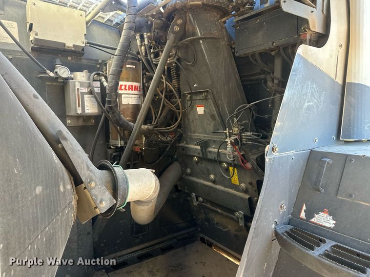 image for item DM2644 2017 Claas Jaguar 980  forage harvester