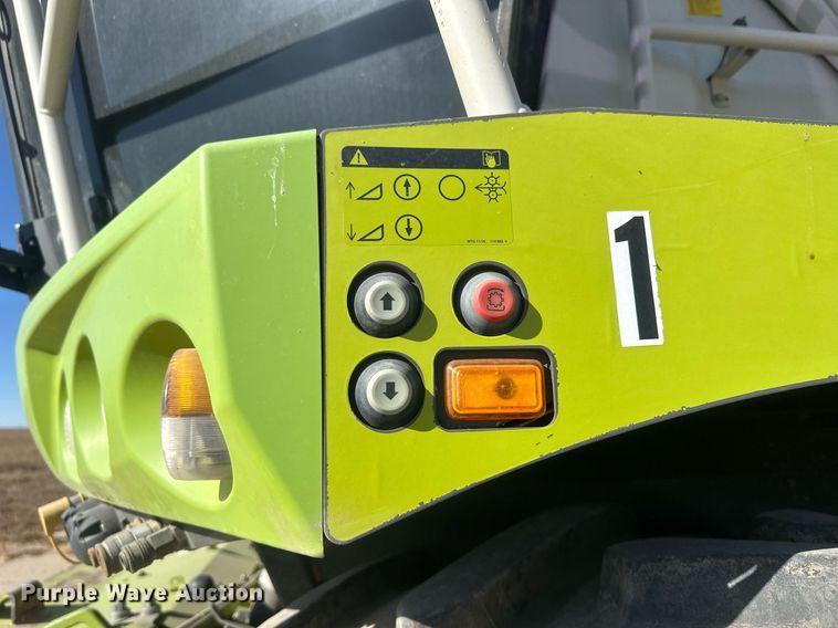 image for item DM2644 2017 Claas Jaguar 980  forage harvester