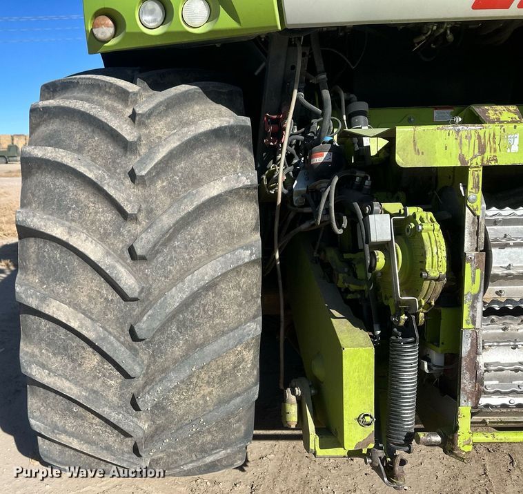 image for item DM2644 2017 Claas Jaguar 980  forage harvester