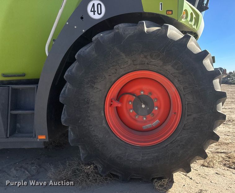 image for item DM2644 2017 Claas Jaguar 980  forage harvester