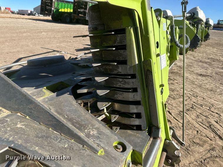 image for item DM2647 2017 Claas Orbis 750  rotary forage head