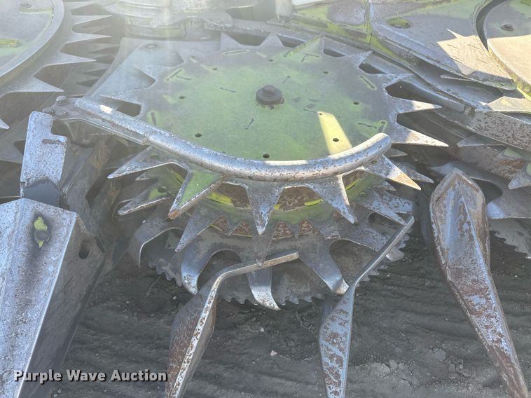 image for item DM2647 2017 Claas Orbis 750  rotary forage head