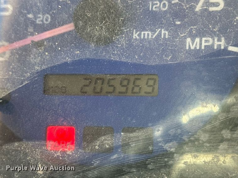 image for item DM2648 2006 Hino 268  utility / service truck