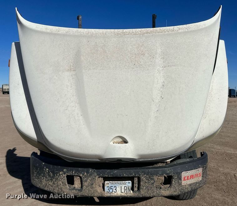 image for item DM2648 2006 Hino 268  utility / service truck