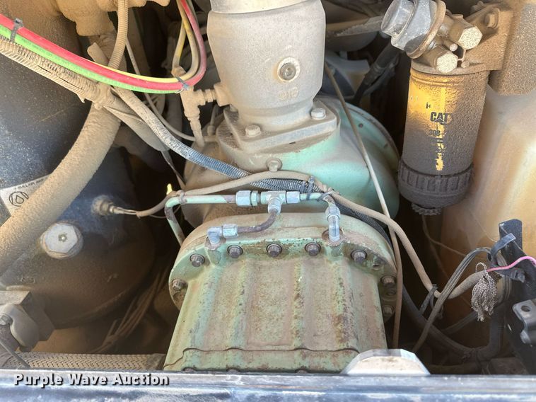 image for item DM2648 2006 Hino 268  utility / service truck