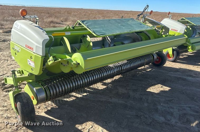 image for item DM2650 2017 Claas 380  pickup head