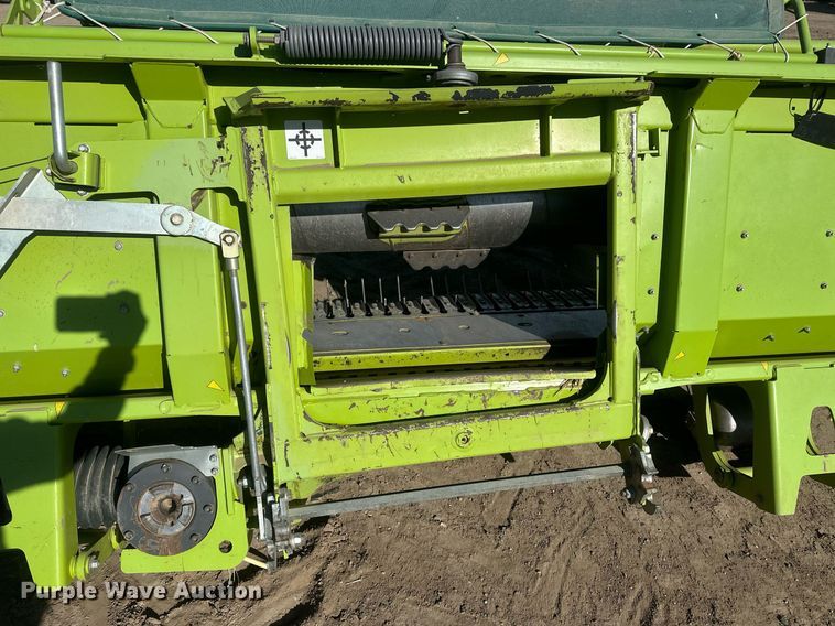 image for item DM2650 2017 Claas 380  pickup head