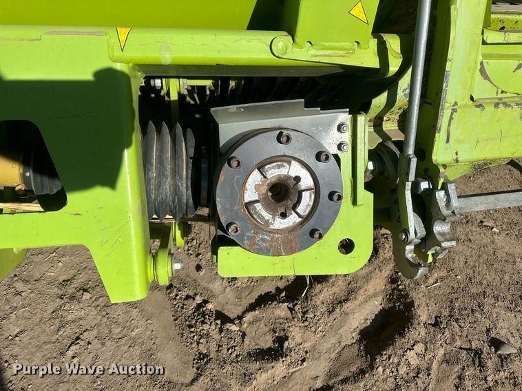 image for item DM2650 2017 Claas 380  pickup head