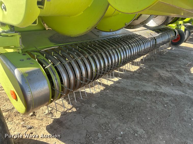 image for item DM2650 2017 Claas 380  pickup head