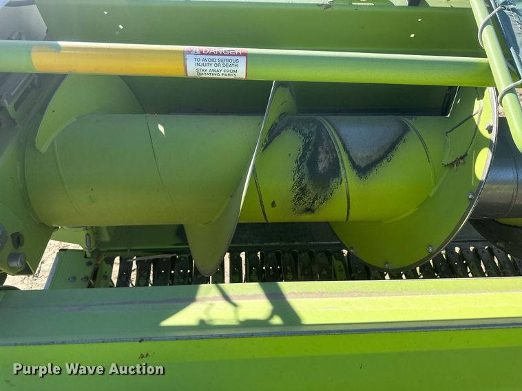 image for item DM2650 2017 Claas 380  pickup head