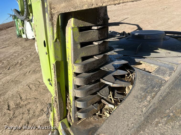 image for item DM2652 2017 Claas Orbis 750  rotary forage head