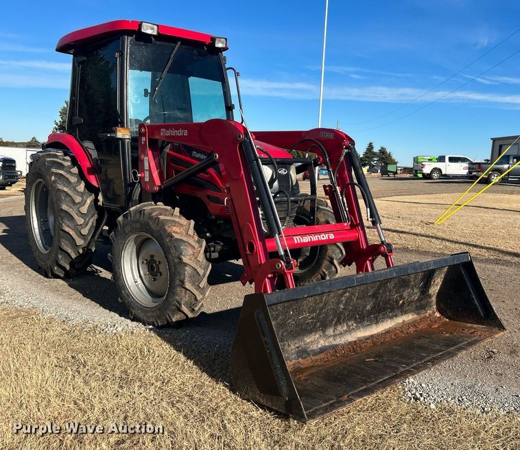 image for item DN0574 2015 Mahindra 2565  tractor