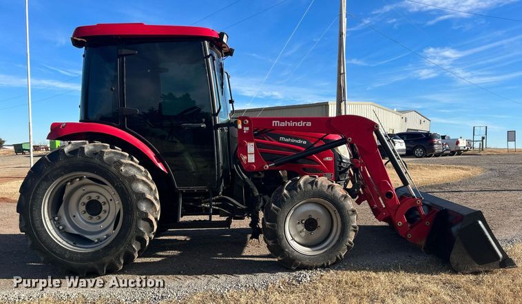 image for item DN0574 2015 Mahindra 2565  tractor