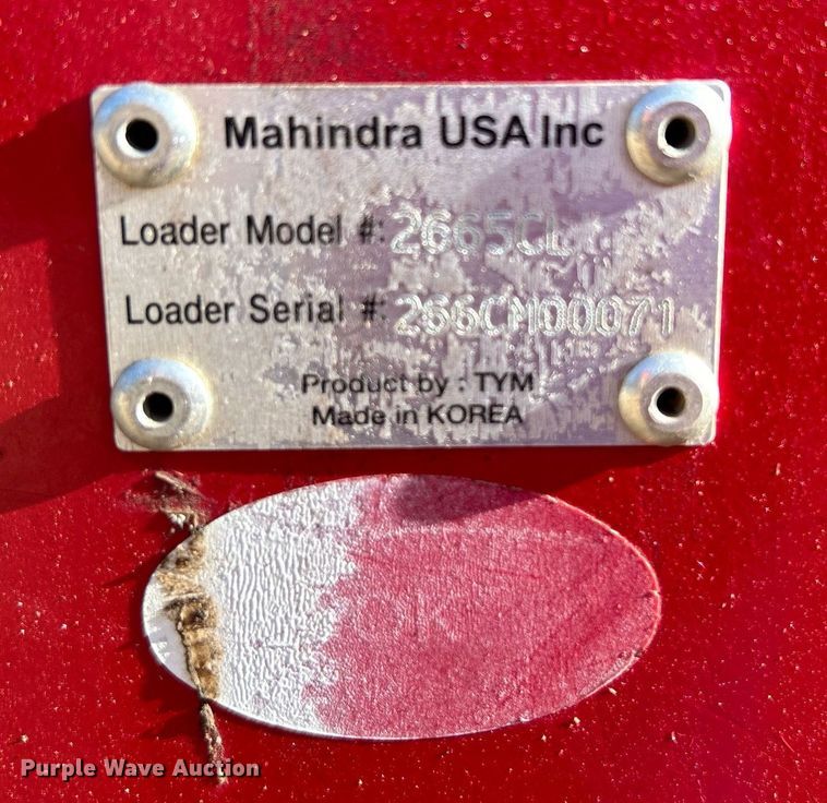 image for item DN0574 2015 Mahindra 2565  tractor