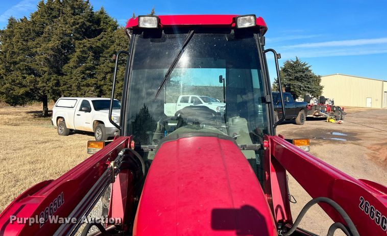 image for item DN0574 2015 Mahindra 2565  tractor