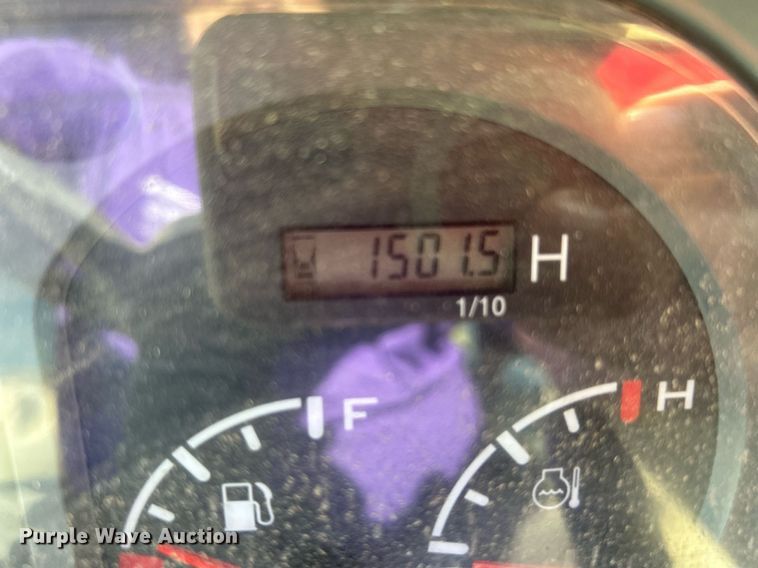 image for item DN0574 2015 Mahindra 2565  tractor