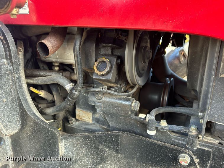 image for item DN0574 2015 Mahindra 2565  tractor