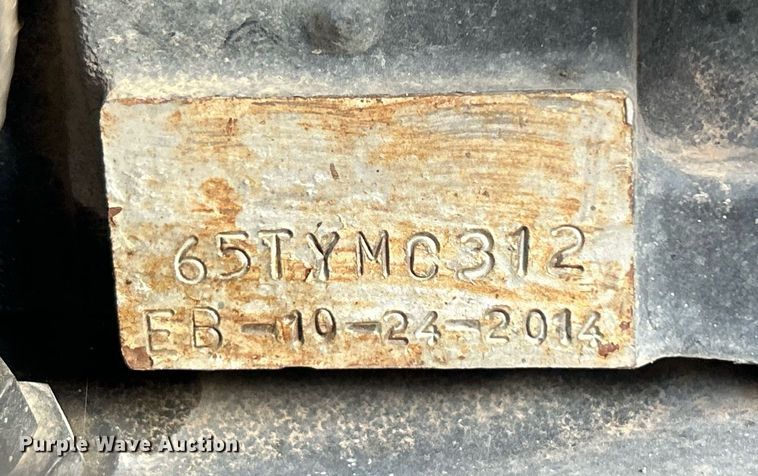 image for item DN0574 2015 Mahindra 2565  tractor