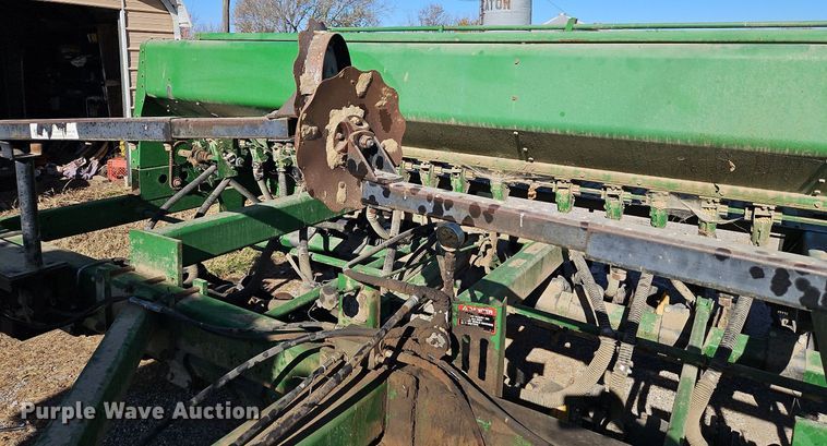image for item DN7080 John Deere 750  grain drill