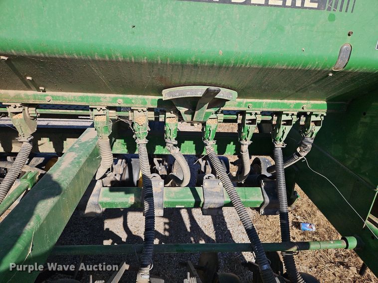 image for item DN7080 John Deere 750  grain drill