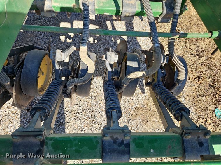 image for item DN7080 John Deere 750  grain drill