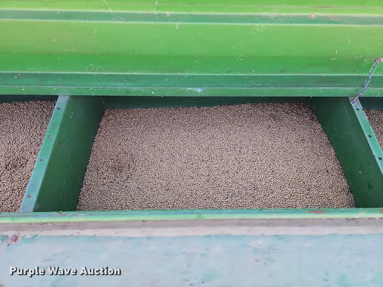 image for item DN7080 John Deere 750  grain drill
