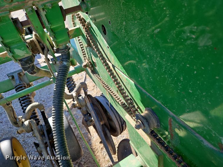 image for item DN7080 John Deere 750  grain drill