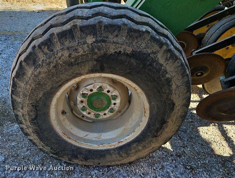 image for item DN7080 John Deere 750  grain drill