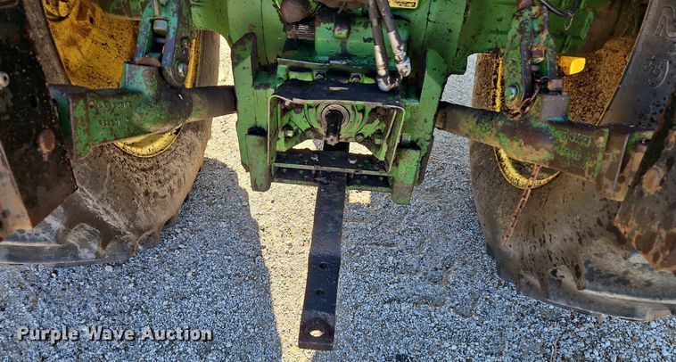 image for item DN7082 1978 John Deere 4440  tractor