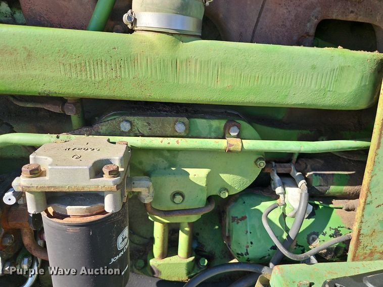 image for item DN7082 1978 John Deere 4440  tractor