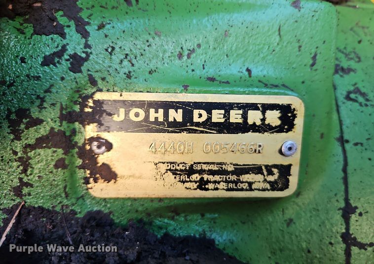 image for item DN7082 1978 John Deere 4440  tractor