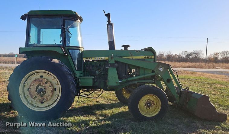 image for item DN7094 1977 John Deere 4430  tractor