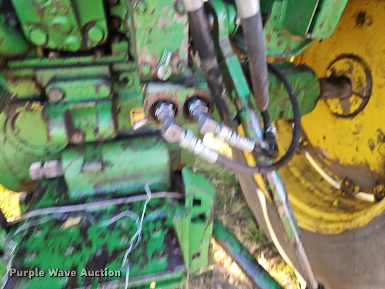 image for item DN7094 1977 John Deere 4430  tractor