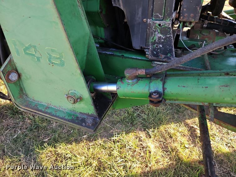 image for item DN7094 1977 John Deere 4430  tractor