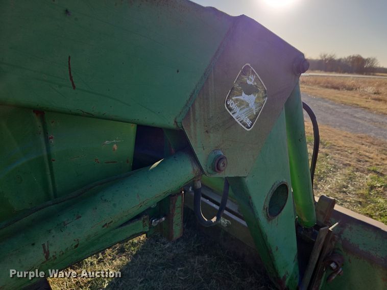 image for item DN7094 1977 John Deere 4430  tractor