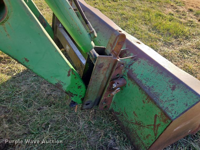 image for item DN7094 1977 John Deere 4430  tractor