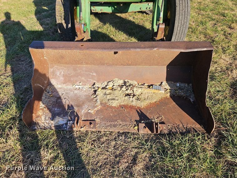 image for item DN7094 1977 John Deere 4430  tractor