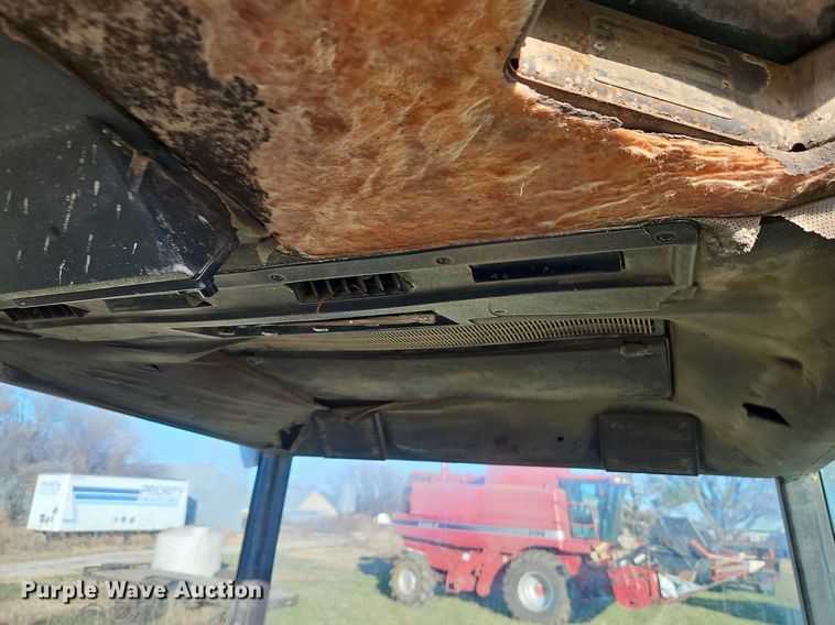 image for item DN7094 1977 John Deere 4430  tractor