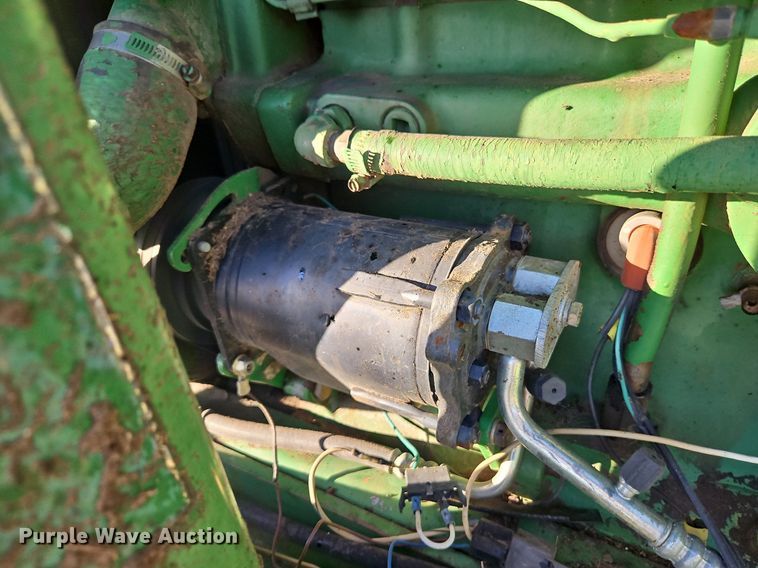 image for item DN7094 1977 John Deere 4430  tractor