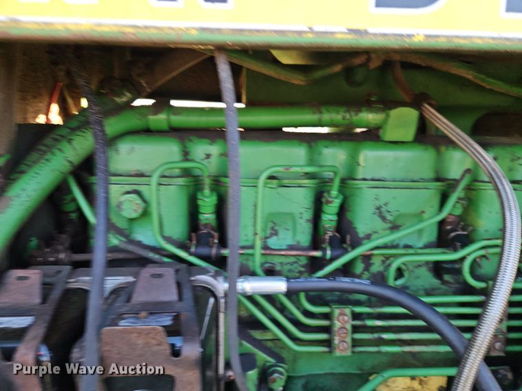 image for item DN7094 1977 John Deere 4430  tractor